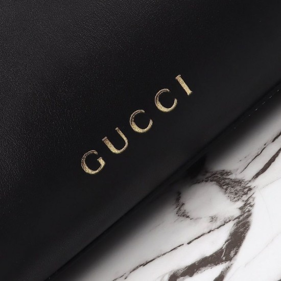 Replica Borse tote media Gucci GG Emblem 815213 nero Riproduzione Fedele Borse Replica tote media Gucci GG Emblem 815213 nero imitazioni