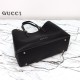 Replica Borse tote media Gucci GG Emblem 815213 nero Riproduzione Fedele Borse Replica tote media Gucci GG Emblem 815213 nero imitazioni