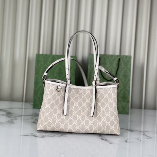 Replica Borsa tote piccola Gucci GG Emblem 815214 Beige Riproduzione Fedele Borsa tote piccola Gucci GG Emblem 815214 Beige imitazioni