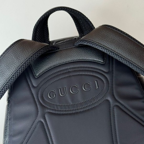 Replica Gucci Zaino medio jumbo GG da uomo 819065 Nero Riproduzione Fedele Gucci Zaino medio jumbo GG da uomo 819065 Nero imitazioni