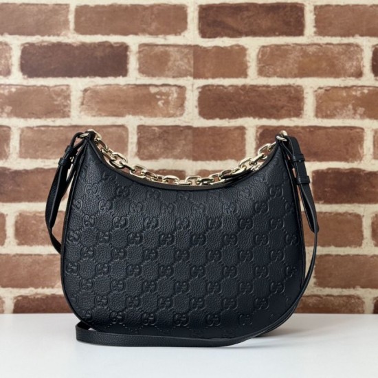Replica Gucci 820453 Borsa a tracolla media GG Emblem Nero Riproduzione Fedele Gucci 820453 Borsa a tracolla media GG Emblem Nero imitazioni