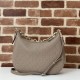 Replica Gucci 820453 GG Emblem borsa a tracolla media Talpa Riproduzione Fedele Gucci 820453 GG Emblem borsa a tracolla media Talpa imitazioni