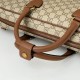Replica Gucci 821149 Borsa a tracolla media GG Emblem Marrone Riproduzione Fedele Gucci 821149 Borsa a tracolla media GG Emblem Marrone imitazioni