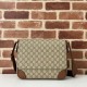 Riproduzione Fedele Gucci 821154 Replica Perfetta a tracolla media GG Emblem Uomo Marrone imitazioni