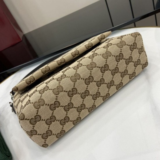 Replica Gucci Borsa a tracolla piccola GG uomo con Web 821617 Marrone Riproduzione Fedele Gucci Borsa a tracolla piccola GG uomo con Web 821617 Marrone imitazioni