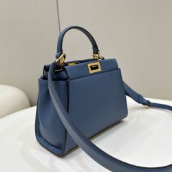 Replica Borsa Fendi Mini Iconic Peekaboo Blu Riproduzione Fedele Borsa Fendi Mini Iconic Peekaboo Blu imitazioni
