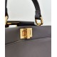 Replica Borsa Fendi Mini Iconica Peekaboo Nero Riproduzione Fedele Borsa Fendi Mini Iconica Peekaboo Nero imitazioni