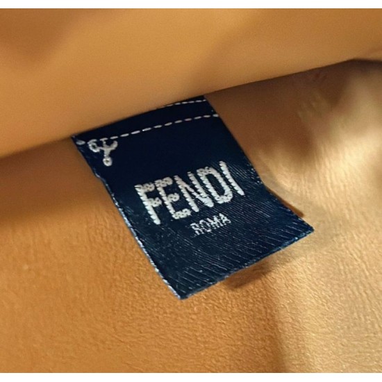 Replica Fendi Peekaboo ISeeU Small Selleria Borsa con 556 impunture cucite a mano Marrone Riproduzione Fedele Fendi Peekaboo ISeeU Small Selleria Borsa con 556 impunture cucite a mano Marrone imitazioni