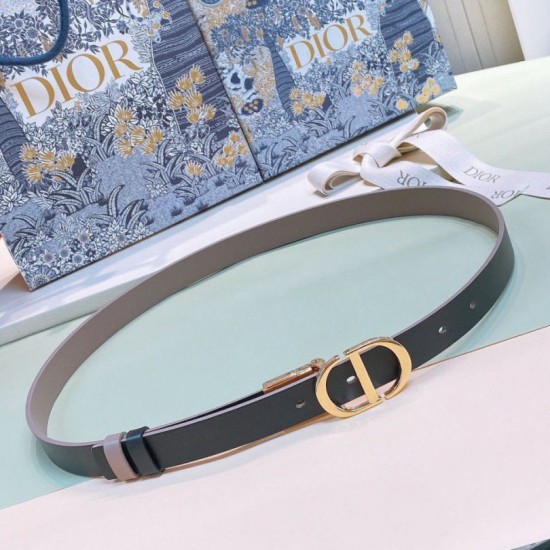 Replica Alta gamma Dior 30 Montaigne Reversible 20MM Cintura Grigio/Nero Riproduzione Fedele Alta gamma replica Dior 30 Montaigne Reversible 20MM Cintura Grigio/Nero imitazioni