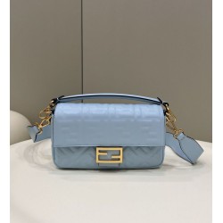 Borse baguette media Fendi FF Nappa blu