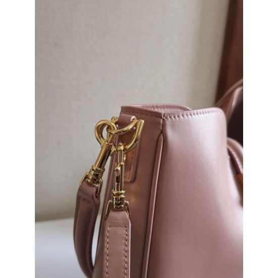 Replica Celine Small/Medium Camille 16 Soft Bag Rosa Riproduzione Fedele Celine Small/Medium Camille 16 Soft Bag Rosa imitazioni