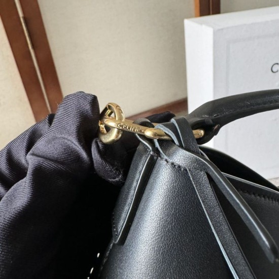 Replica Borsa a secchiello piccola/media Celine Louise Nero Pelle di vitello liscia Riproduzione Fedele replica a secchiello piccola/media Celine Louise Nero Pelle di vitello liscia imitazioni