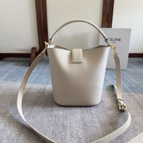 Replica Borsa a secchiello piccola/media Celine Louise Bianco Pelle di vitello liscia Riproduzione Fedele Borsa a secchiello piccola/media Celine Louise Bianco Pelle di vitello liscia imitazioni