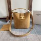 Replica Celine Medium Louise Bag Suede Calfskin Fawn Riproduzione Fedele Celine Medium Louise Bag Suede Calfskin Fawn imitazioni