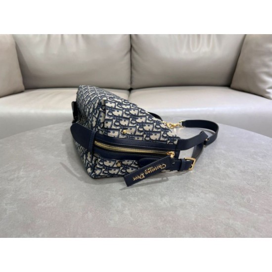 Replica Borsa D-Journey piccola/media Dior Oblique Jacquard blu Riproduzione Fedele Borsa D-Journey piccola/media Dior Oblique Jacquard blu imitazioni