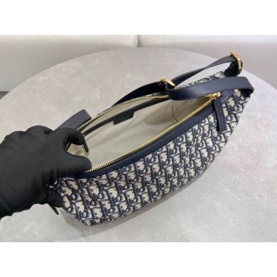 Replica Borsa D-Journey piccola/media Dior Oblique Jacquard blu Riproduzione Fedele Borsa D-Journey piccola/media Dior Oblique Jacquard blu imitazioni
