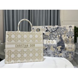 Dior Medium/Large Book Tote Bag Ricamo rattan oversize Bianco/Oro
