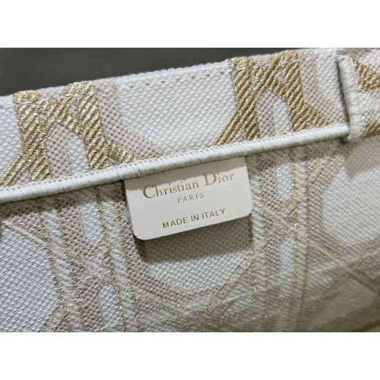 Replica Dior Medium/Large Book Tote Bag Ricamo rattan oversize Bianco/Oro Riproduzione Fedele Dior Medium/Large Book Tote Bag Ricamo rattan oversize Bianco/Oro imitazioni