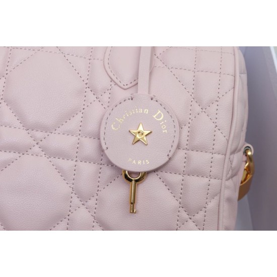 Replica Dior Groove 25 Borsa in Biscotto Macrocannage rosa Riproduzione Fedele Dior Groove 25 Borsa in Biscotto Macrocannage rosa imitazioni
