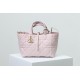 Replica Borsa Dior Toujours Dior Piccola/Media Macrocannage Rosa Riproduzione Fedele Borsa Dior Toujours Dior Piccola/Media Macrocannage Rosa imitazioni