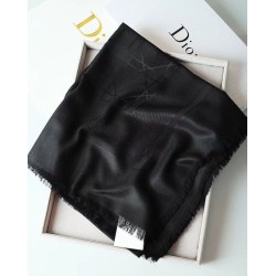 Dettagli perfetti Christian Dior Cannage Scialle 140cm Nero Dettagli perfetti Christian Dior Cannage Scialle 140cm Nero