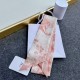 Replica Dior Toile de Jouy Sauvage Mitzah Sciarpa Twill di Seta Rosa Riproduzione Fedele Dior Toile de Jouy Sauvage Mitzah Sciarpa Twill di Seta Rosa imitazioni