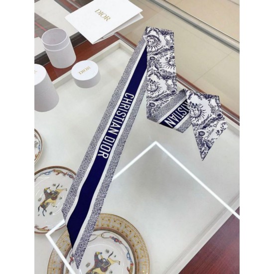 Replica Sciarpa Mitzah Toile de Jouy Soleil Dior Twill di seta Blu Riproduzione Fedele Sciarpa Mitzah Toile de Jouy Soleil Dior Twill di seta Blu imitazioni
