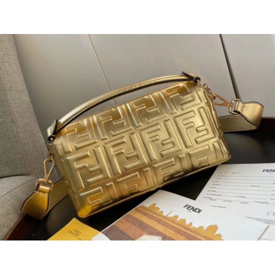 Replica Borsa media Baguette Fendi con motivo FF Oro Riproduzione Fedele Borsa media Baguette Fendi con motivo FF Oro imitazioni