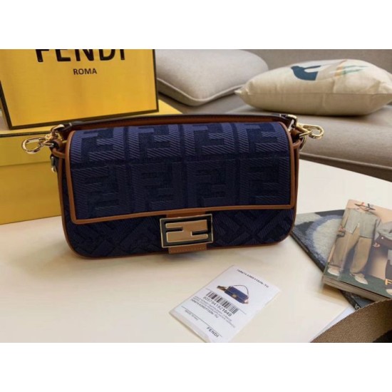 Replica Borsa 1:1 media Fendi Baguette blu denim Riproduzione Fedele Borsa Replica media Fendi Baguette blu denim imitazioni