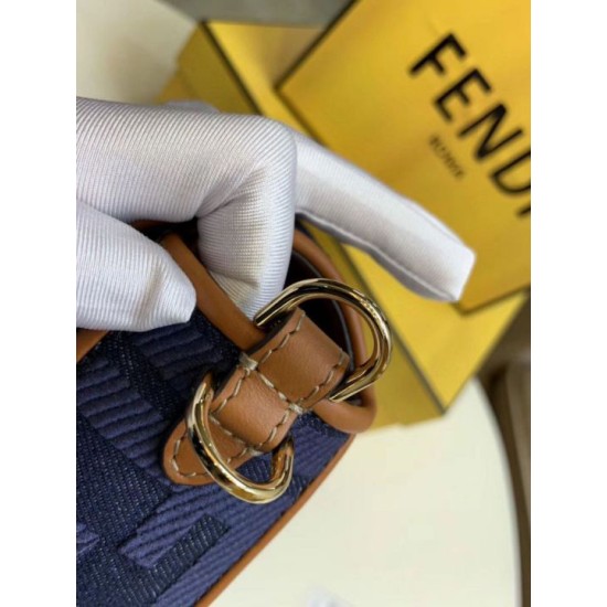 Replica Borsa 1:1 media Fendi Baguette blu denim Riproduzione Fedele Borsa Replica media Fendi Baguette blu denim imitazioni