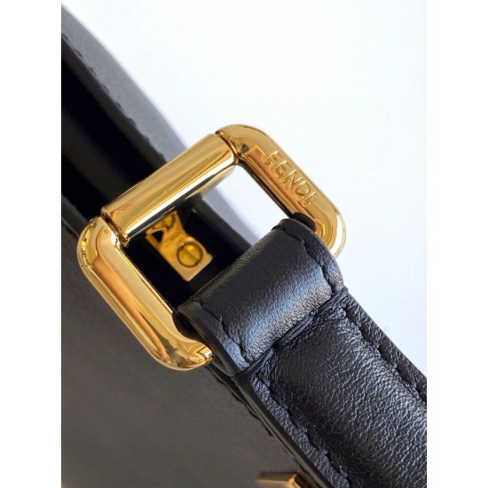 Replica Fendi Peekaboo Soft Medium Bag Nero Riproduzione Fedele Fendi Peekaboo Soft Medium Bag Nero imitazioni