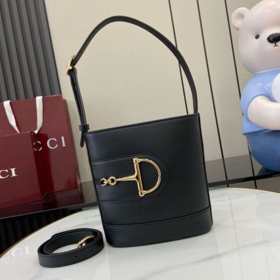Replica Borsa a secchiello mini Gucci 73 833665 Nera Riproduzione Fedele replica a secchiello mini Gucci 73 833665 Nera imitazioni