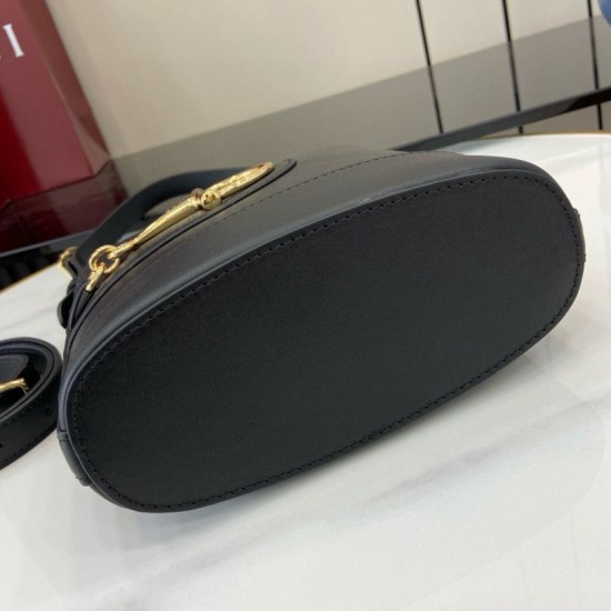 Replica Borsa a secchiello mini Gucci 73 833665 Nera Riproduzione Fedele replica a secchiello mini Gucci 73 833665 Nera imitazioni