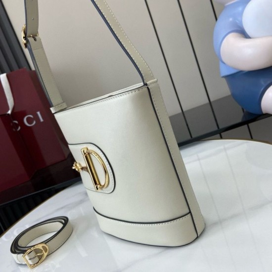 Replica Borsa a secchiello mini Gucci 73 833665 Bianca Riproduzione Fedele Borsa a secchiello mini Gucci 73 833665 Bianca imitazioni