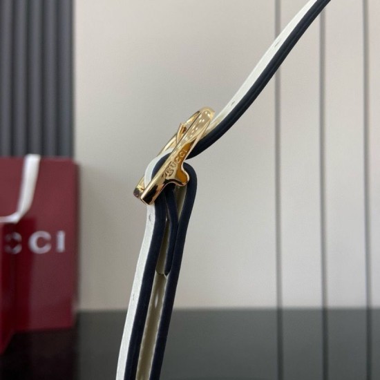 Replica Borsa a secchiello mini Gucci 73 833665 Bianca Riproduzione Fedele Borsa a secchiello mini Gucci 73 833665 Bianca imitazioni