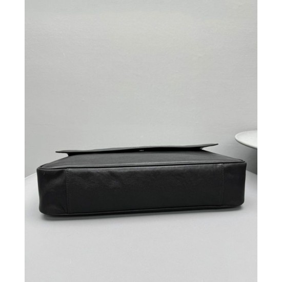 Replica Balenciaga Grungy Medium Messenger Bag Nero Riproduzione Fedele Balenciaga Grungy Medium Messenger Bag Nero imitazioni