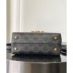 Replica Borse Celine Teen Nino Triomphe Caffè Riproduzione Fedele Borse Replica Celine Teen Nino Triomphe Caffè imitazioni