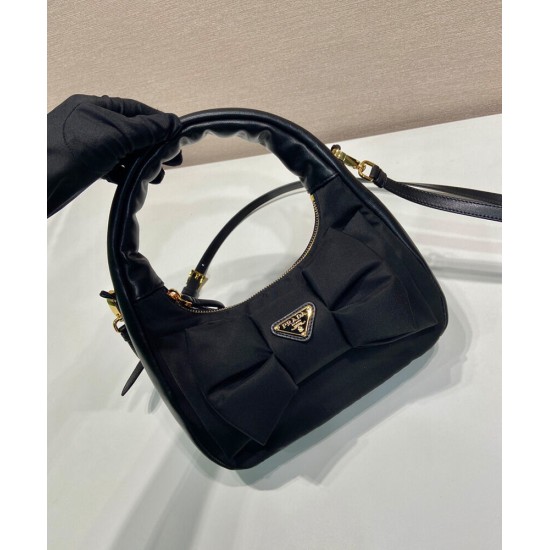 Riproduzione Fedele Mini-bag in nylon/nappa Prada Re-Nylon con fiocco 1BC241 Nero imitazioni