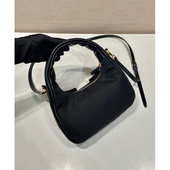 Riproduzione Fedele Mini-bag in nylon/nappa Prada Re-Nylon con fiocco 1BC241 Nero imitazioni