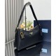 Replica Borsa a tracolla grande Prada Aimee Re-Nylon con lucchetto 1BC232 Nero Riproduzione Fedele Borsa a tracolla grande Prada Aimee Re-Nylon con lucchetto 1BC232 Nero imitazioni