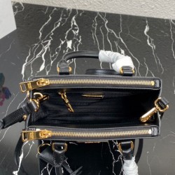 Replica fedele Borse Imitazioni Mini/Media Galleria Saffiano Prada 1BA906 Nero Riproduzione Fedele fedele Borse Imitazioni Mini/Media Galleria Saffiano Prada 1BA906 Nero imitazioni