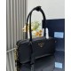 Replica Borsa piccola Prada Re-Nylon con manico superiore e lucchetto 1BB133 Nero Riproduzione Fedele Borsa piccola Prada Re-Nylon con manico superiore e lucchetto 1BB133 Nero imitazioni