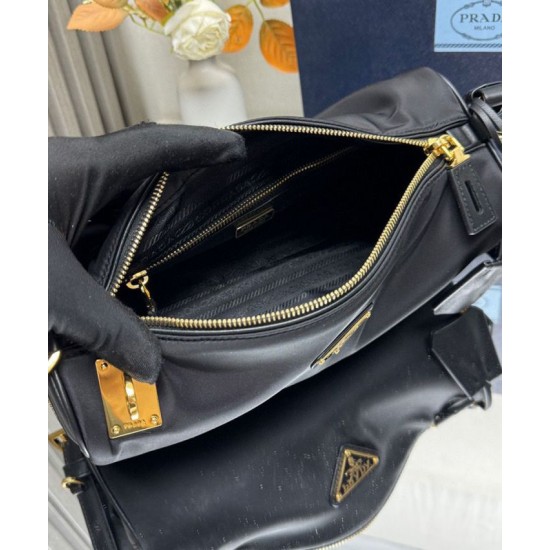 Riproduzione Fedele Imitazione Borse Replica a tracolla media Prada in Re-Nylon Con lucchetto 1BC233 Nero imitazioni