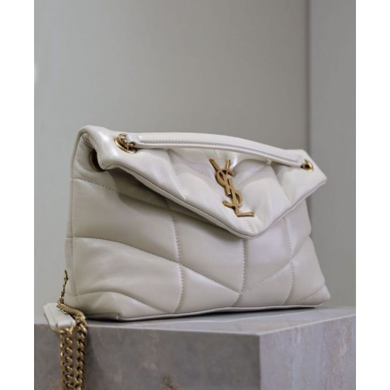 Replica Borsa piccola YSL Saint Laurent Puffer in nappa color crema Riproduzione Fedele Borsa piccola YSL Saint Laurent Puffer in nappa color crema imitazioni