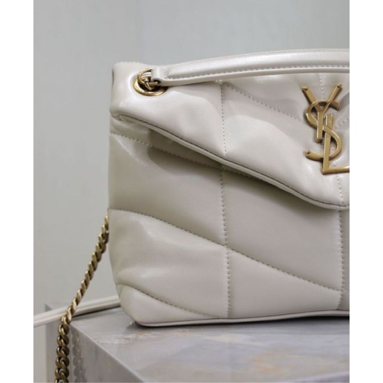 Replica Borsa piccola YSL Saint Laurent Puffer in nappa color crema Riproduzione Fedele Borsa piccola YSL Saint Laurent Puffer in nappa color crema imitazioni