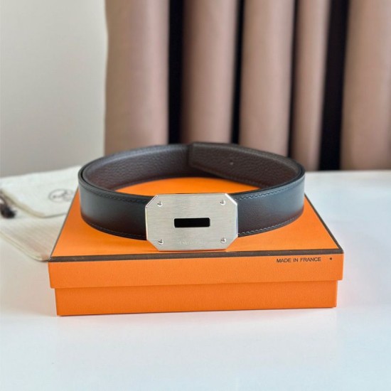 Replica Borsa Hermes Neo Cintura Reversibile 32MM Cioccolato Clemence Riproduzione Fedele replica Hermes Neo Cintura Reversibile 32MM Cioccolato Clemence imitazioni