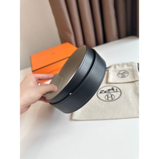 Replica Qualità da grande Cintura Hermes Romain 35MM Grigio/Nero Clemence Riproduzione Fedele Qualità da grande replica Cintura Hermes Romain 35MM Grigio/Nero Clemence imitazioni
