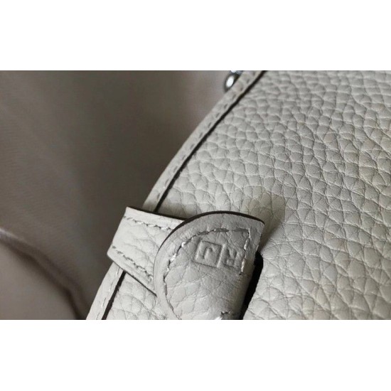 Replica Hermes Evelyne III TPM Mini Bag Grigio Clemence Riproduzione Fedele Hermes Evelyne III TPM Mini Bag Grigio Clemence imitazioni