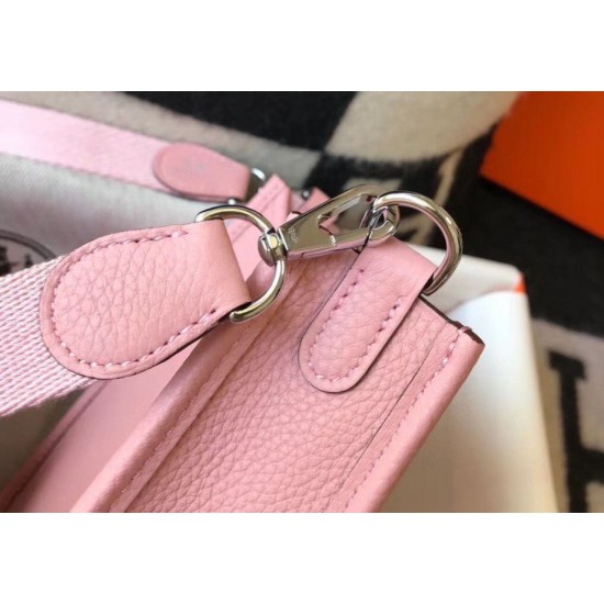 Replica Hermes Evelyne III TPM Mini Bag Rosa Clemence Riproduzione Fedele Hermes Evelyne III TPM Mini Bag Rosa Clemence imitazioni