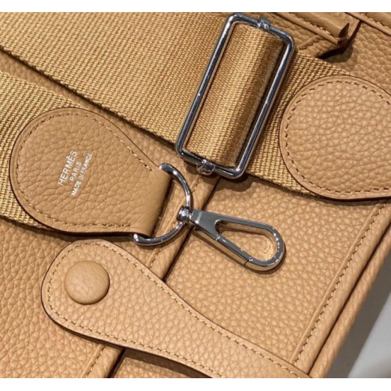 Replica Hermes Evelyne III 29 Borsa 1:1 Marrone Clemence Riproduzione Fedele Hermes Evelyne III 29 Borsa Replica Marrone Clemence imitazioni
